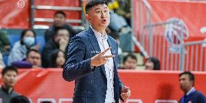 九游娱乐官网-杜锋：每一位运动员都值得大家尊重 让体育回归体育本身 文明观赛