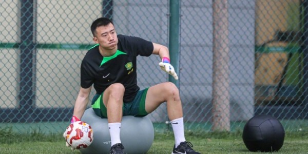 九游娱乐下载-1号韩佳奇重返训练场