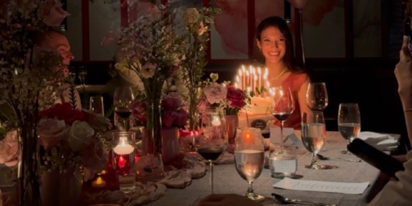 谷爱凌分享22岁庆生照：感谢朋友们多年的关爱、陪伴和鼓励