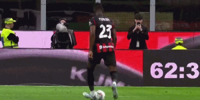 九游娱乐入口-⚽意甲战报：加比亚破门，菲利克斯任意球建功，米兰2-0蒙扎