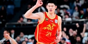 九游娱乐下载-圆梦了！胡金秋11中7高效拿下17分4板1助 首节腹部不适曾返更衣室